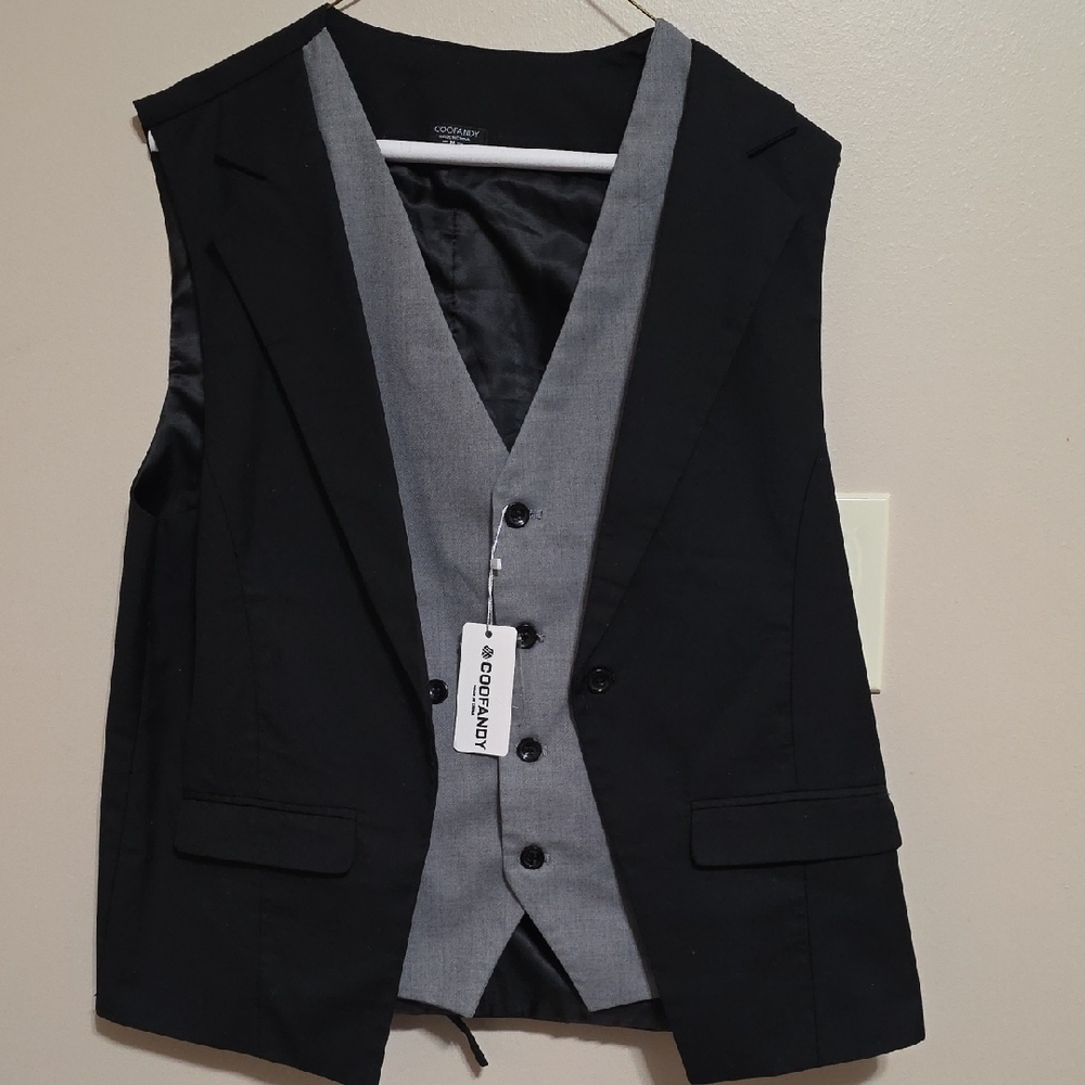 Classic Black and Gray Men's Vest by Goodfellow & Co.